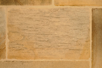 Braune Sansteinmauer