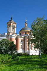 Fototapeta na wymiar The Church of St. Barbara on Varvarka street on a Sunny summer day. Moscow, Russia