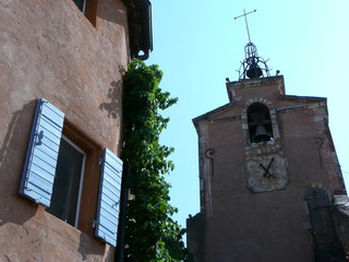 FENETRE ET CLOCHER