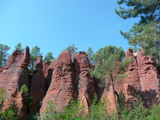 ROCHES ROUGES