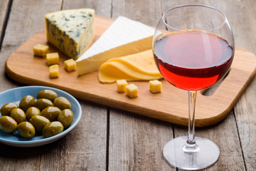 Set of wine and appetizers