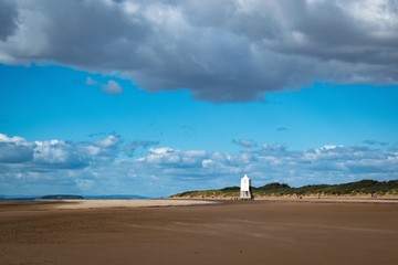 Prints and  patterns  in the  sand  on the  beach