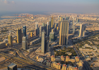 Fototapeta na wymiar Skyline von Dubai als Luftaufnahme