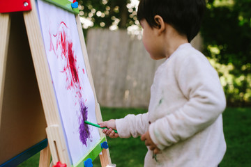 Little kid painting