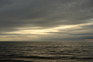 Cloud sunset over sea.