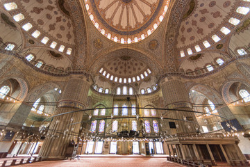 Fototapeta na wymiar Interior of Blue Mosque, Istanbul