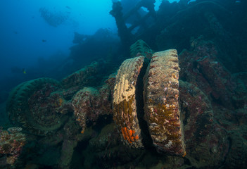 Wreck sits on sea floor