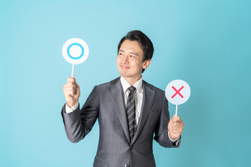 OKする男性