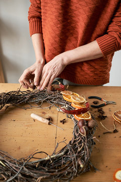 DIY autumn wreath