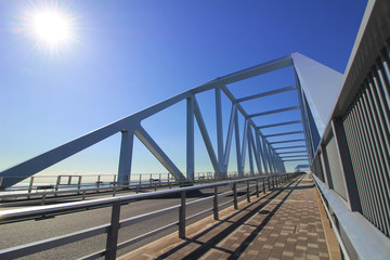 Fototapeta na wymiar Scenery of the road of Tokyo Bay Bridge