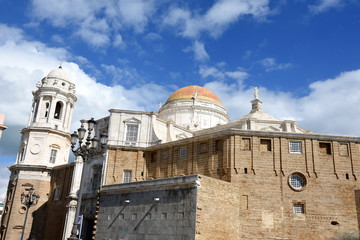 Espagne, Andalousie, Cadix, la Cathédrale Nouvelle de style baroque et néo classique.