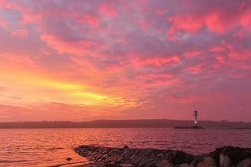 Fototapeta premium beautiful sunset by the sea