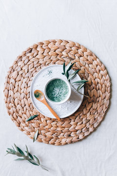 Coconut matcha latte