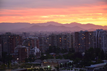 Obraz premium Sunset clouds and cityscape
