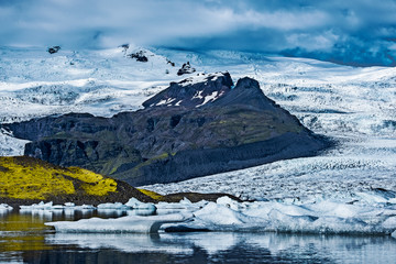 ghiacciaio e laguna di ghiaccio fjallsarlon skaftafell