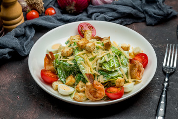 salad caesar with shrimps