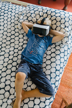 Young Boy Gettin' his VR Groove on