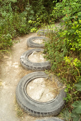 The path laid out of old tires