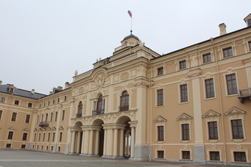 Fototapeta na wymiar Konstantinovsky Palace