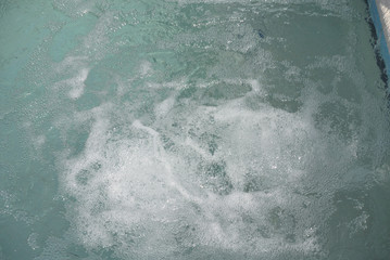 Obraz premium POOL AND WATER BUBBLES