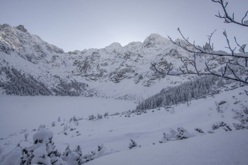 Morskie oko  zimą © slawjanek