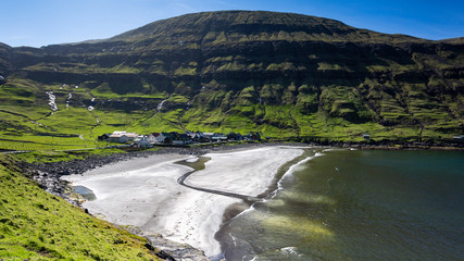 Obraz premium The beautiful and colourful villages of Faroe Islands