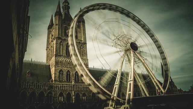 Ypres, Belgium : ferris wheel attraction timelapse