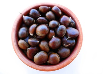 Chestnuts fresh picked in a bowl