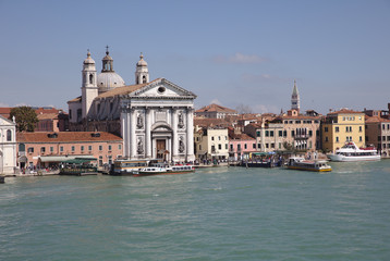 Fototapeta na wymiar View from Venice car ferry on Canale della Guidecca 4206