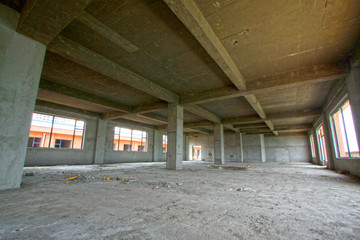 Naklejka premium unfinished concrete cast-in-situ hall