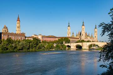 Obraz premium View of Basilica Pillar in Zaragoza , Spain.