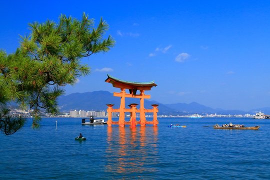 広島、宮島、厳島神社