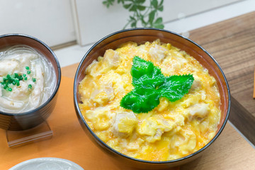 食品サンプル 親子丼