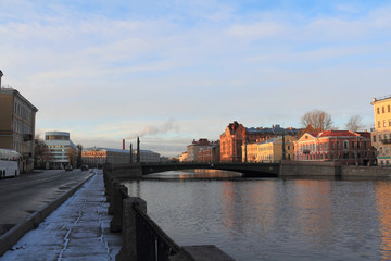 River and bridge in Sankt Petersburg