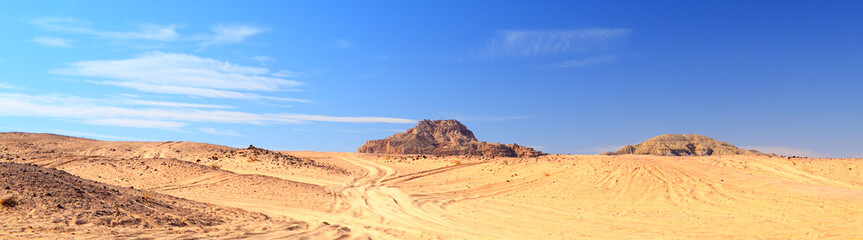 Fototapeta na wymiar Panoramic view of Sinai desert in Egypt
