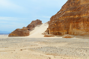 Fototapeta na wymiar Mountains in Sinai desert, Egypt