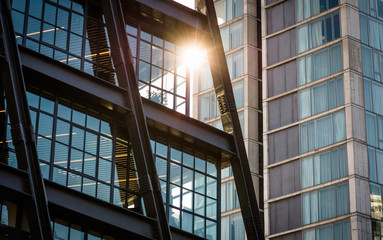 Fototapeta premium Sun reflection off window