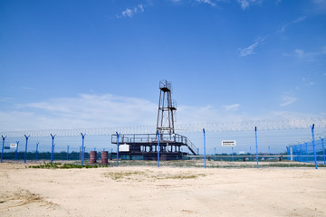 Oil well. The equipment and technologies on oil fields.