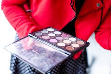 Make Up Artiste