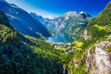 Blick auf den Geirangerfjord in Norwegen, Europa.