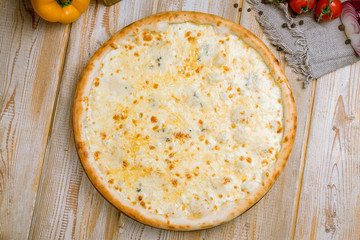 Pizza Quattro formaggi