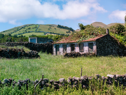 Image of abandoned house in the landscape