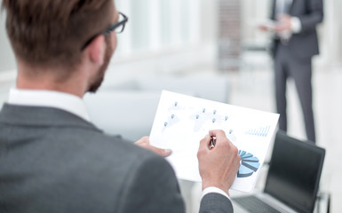 close up.businessman discussing financial report.