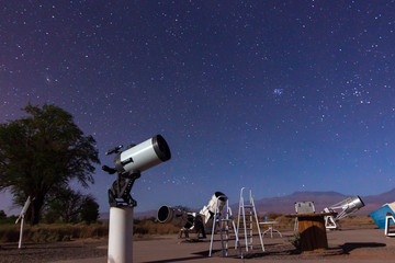 Astronomical tour at Atacama Desert close to San Pedro de Atacama town in Chile. An easy way to see...