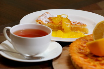 traditional lemon pie with tea