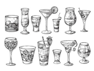 Hand drawn cocktail. Alcoholic drinks in glasses. Sketch juice, margarita martini. Cocktail with rum, gin whiskey vector set. Illustration of alcohol sketch, juice and drink cocktail - obrazy, fototapety, plakaty