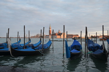 Naklejka premium gondolas in venice