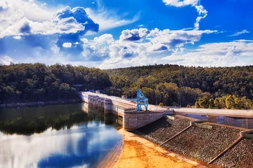 Foto auf Acrylglas Damm Warragamba-Staudamm in der Nähe des Sees