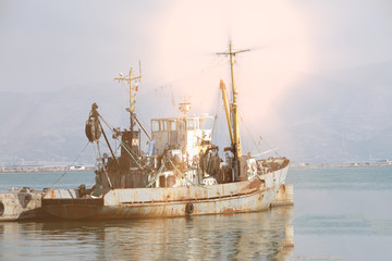 Fototapeta premium old ship in the port