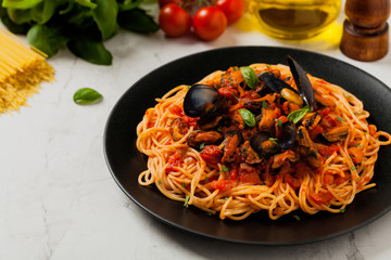 Spaghetti with mussels.